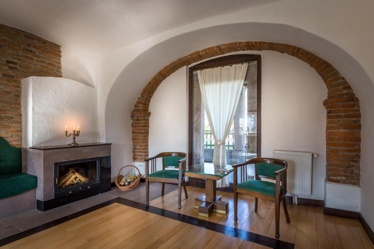 Castle Hotel Daniel Baraolt 외부 사진