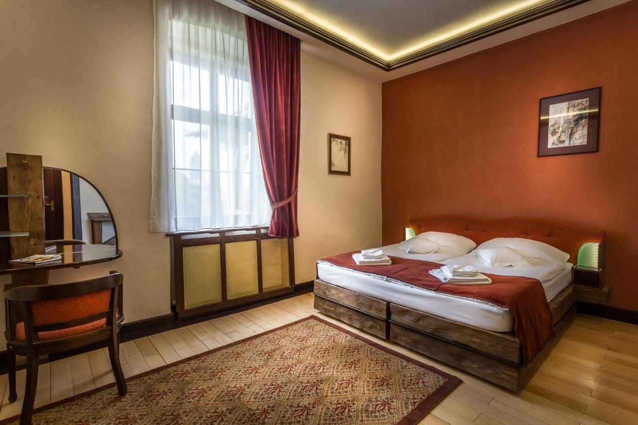 Castle Hotel Daniel Baraolt 외부 사진
